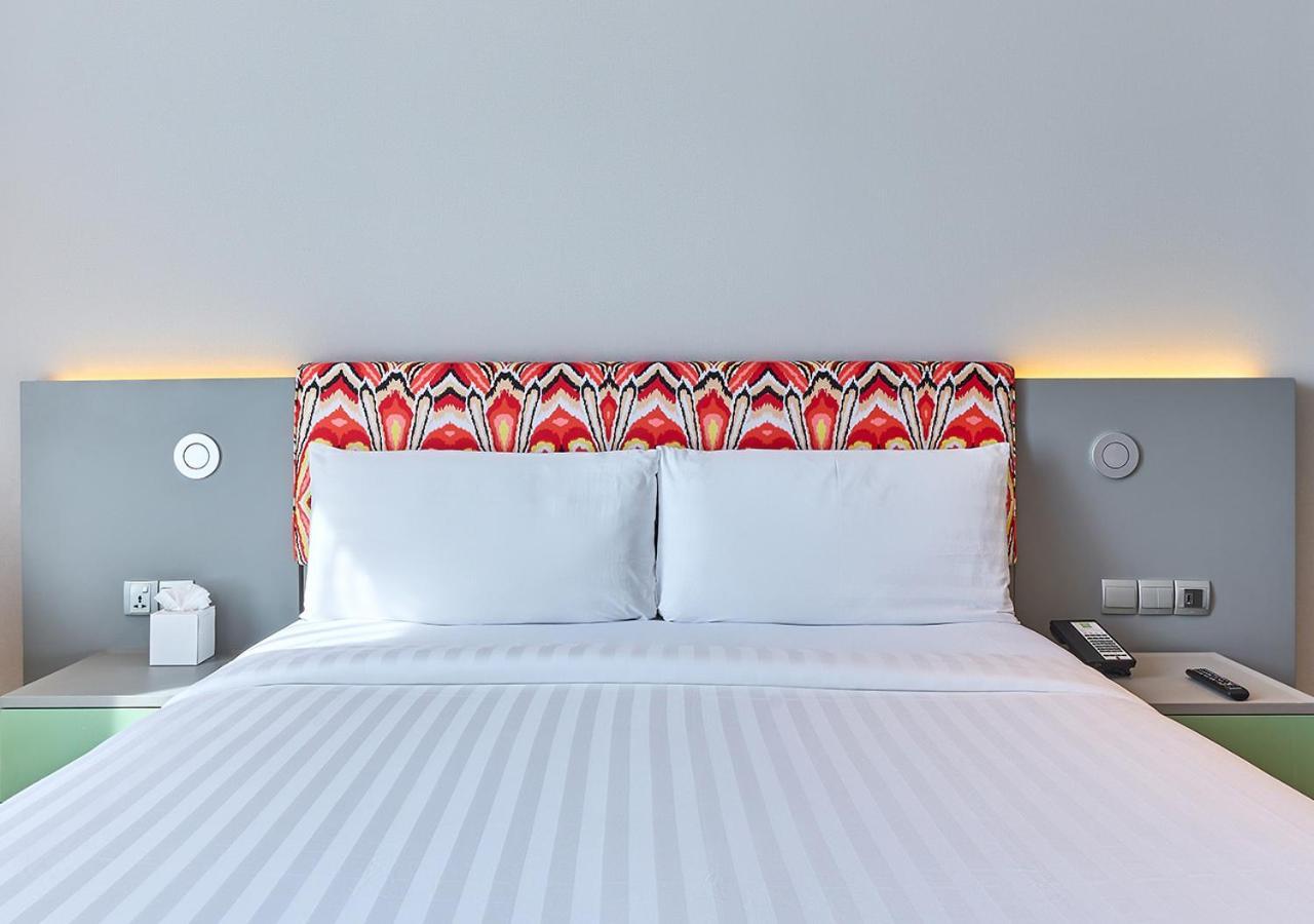Ibis Styles Dubai Jumeira Exterior foto