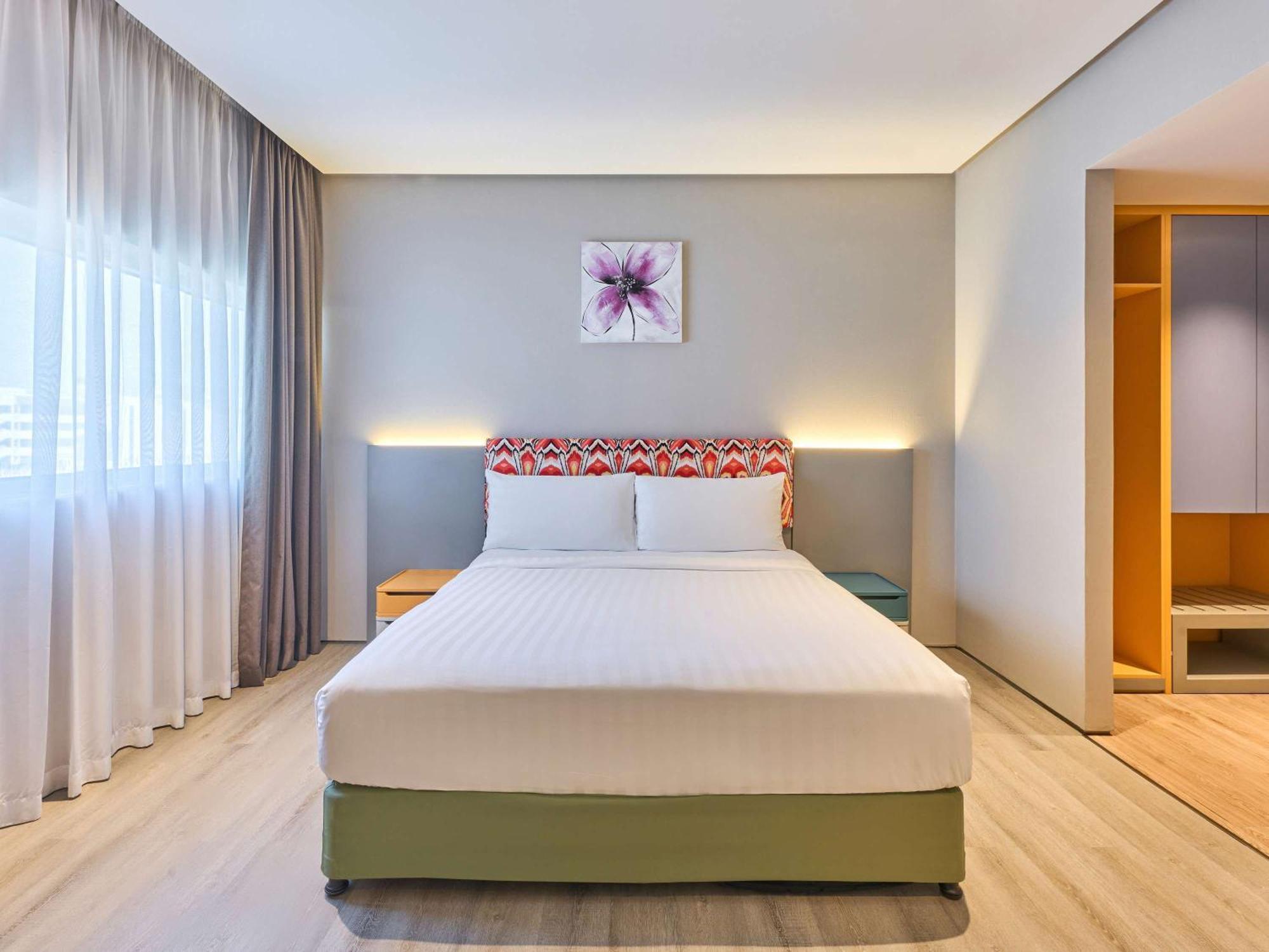 Ibis Styles Dubai Jumeira Exterior foto